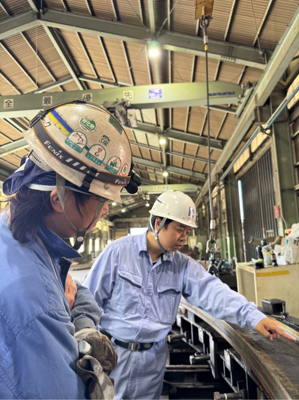 働く社員　イメージ